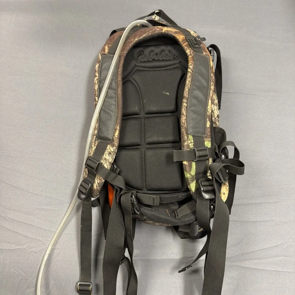 Cabela's‎ Camel Pack